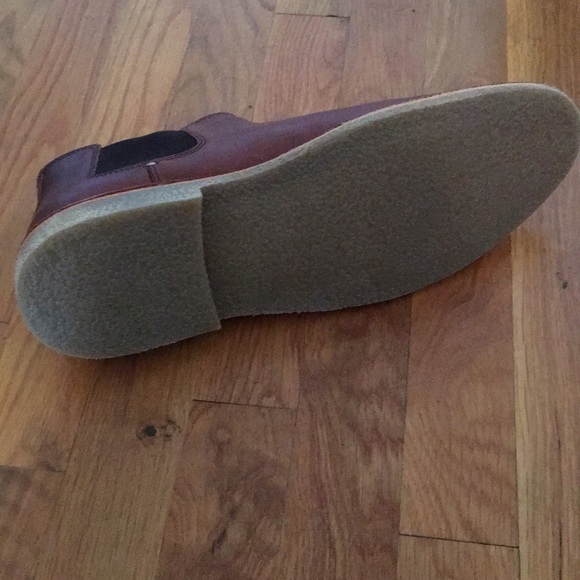 Kenneth Cole Reaction Chelsea Boots - Picture 4 of 4